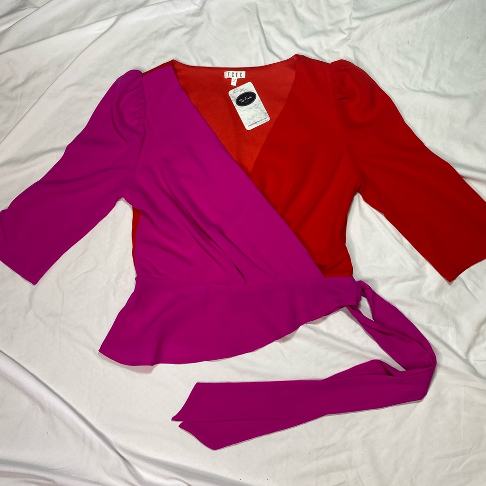 Boutique Brand (NWT) Red/Pink Tie Top (Size L)